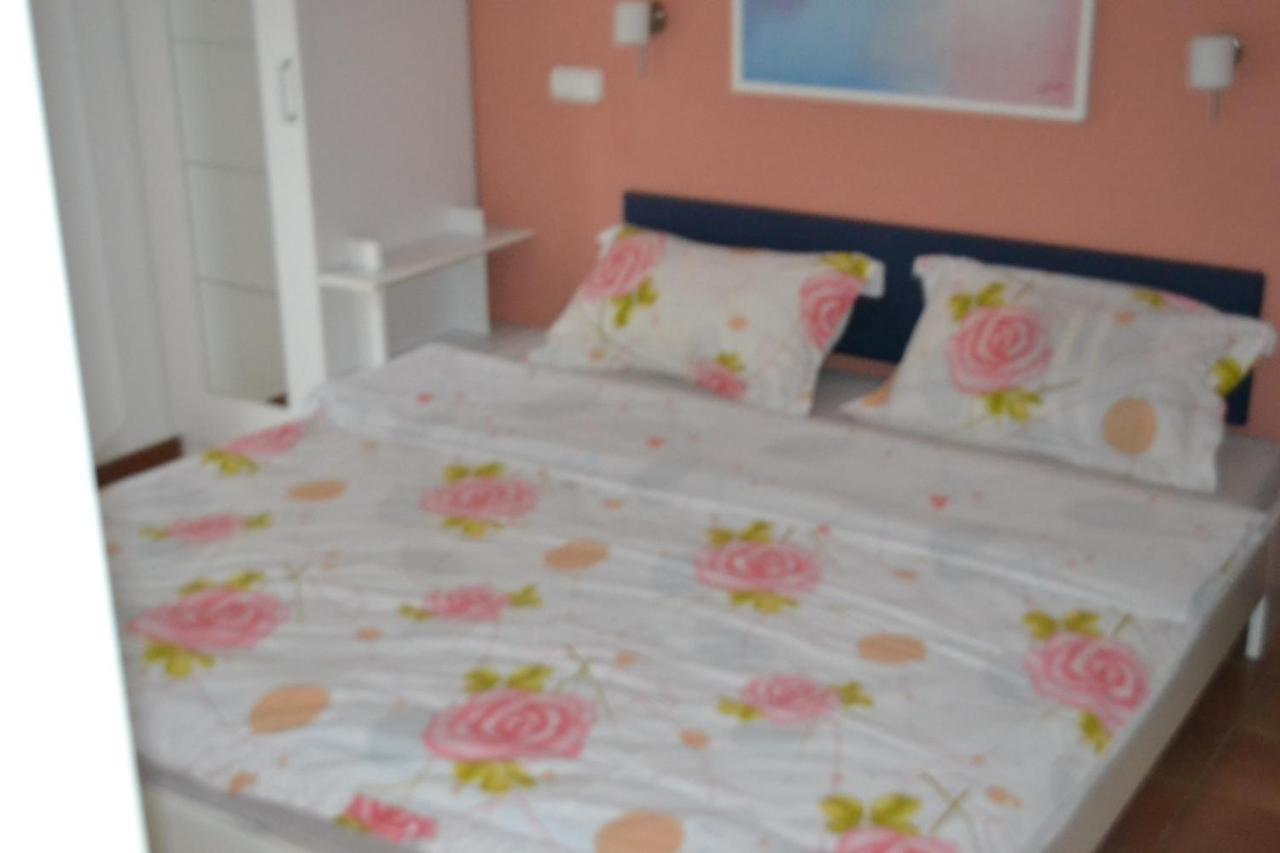 Villa Edward Premantura Ngoại thất bức ảnh