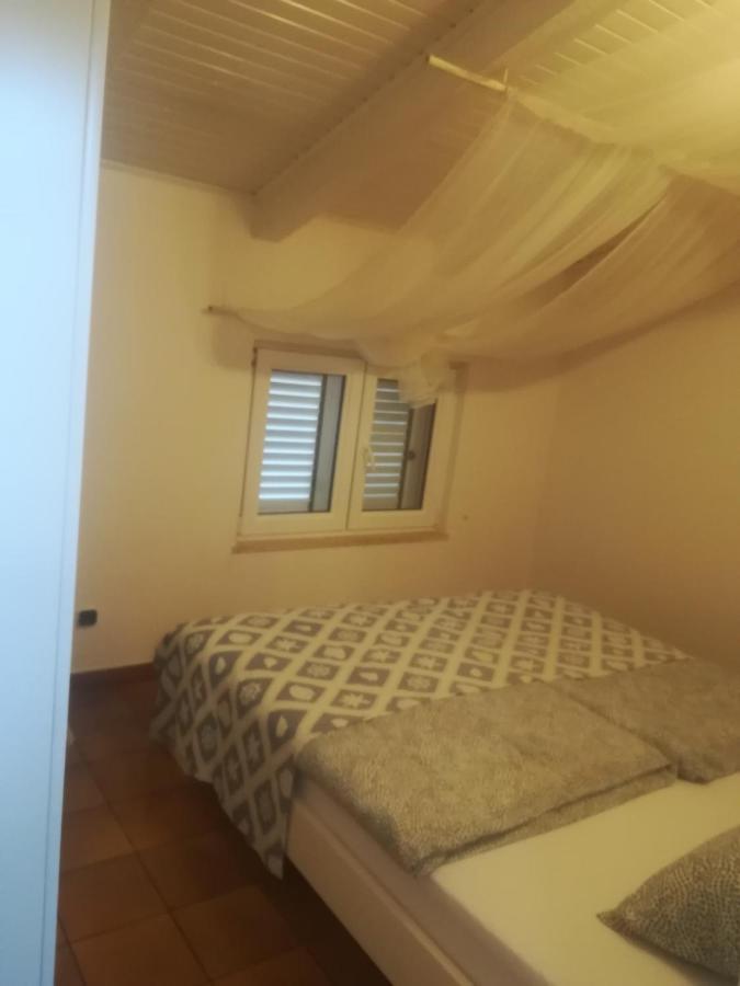 Villa Edward Premantura Ngoại thất bức ảnh